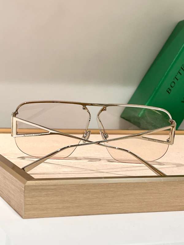 Picture of Bottega Veneta Sunglasses _SKUfw53760495fw